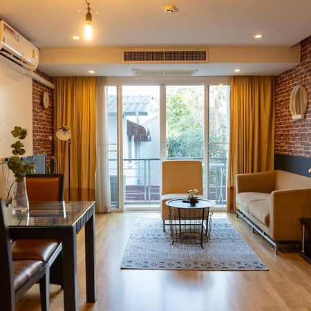 Go Inn Thonglor Бангкок Экстерьер фото
