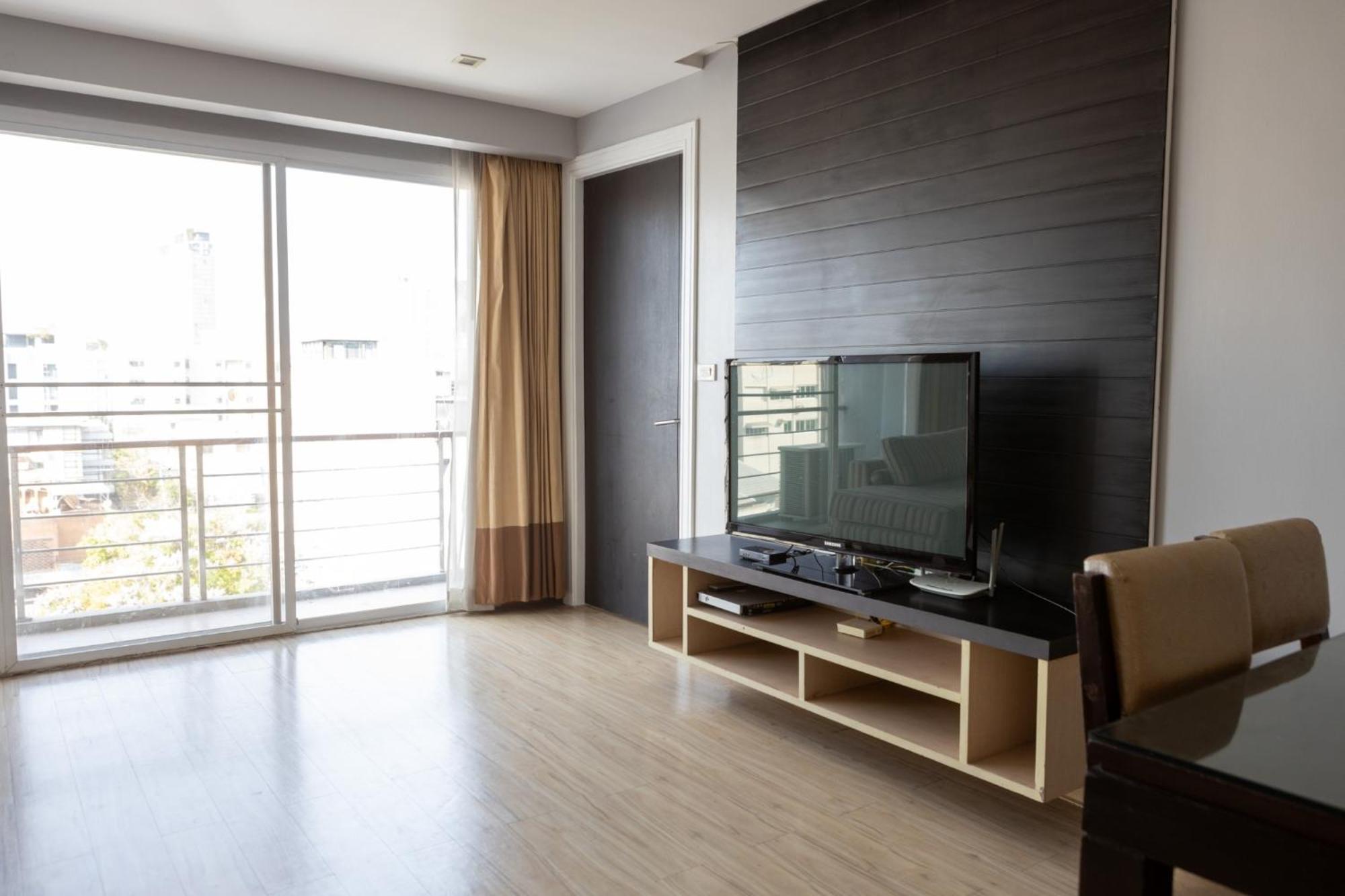 Go Inn Thonglor Бангкок Экстерьер фото