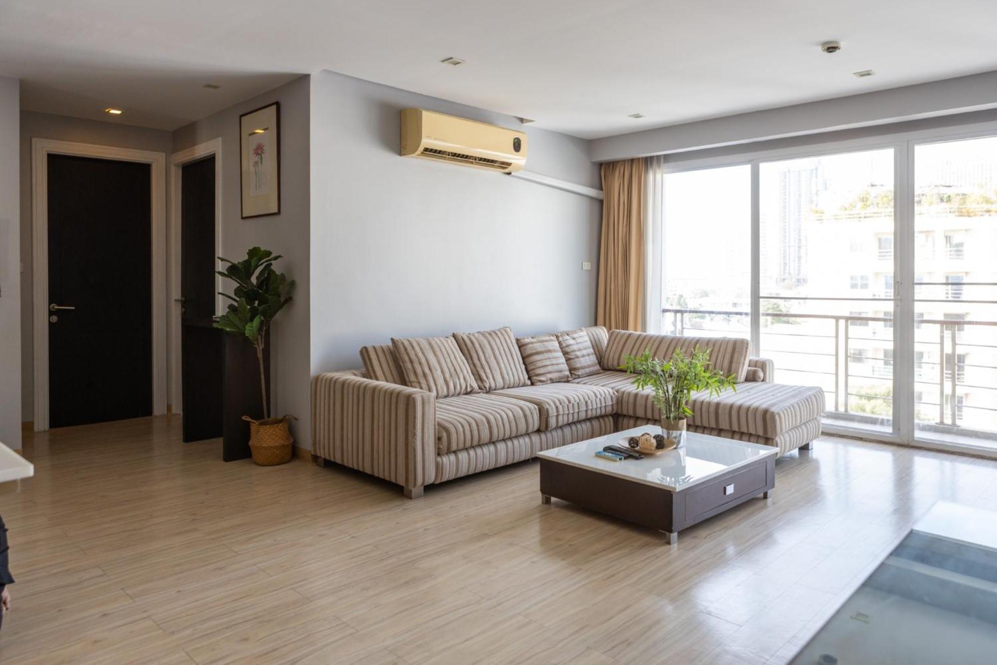 Go Inn Thonglor Бангкок Экстерьер фото