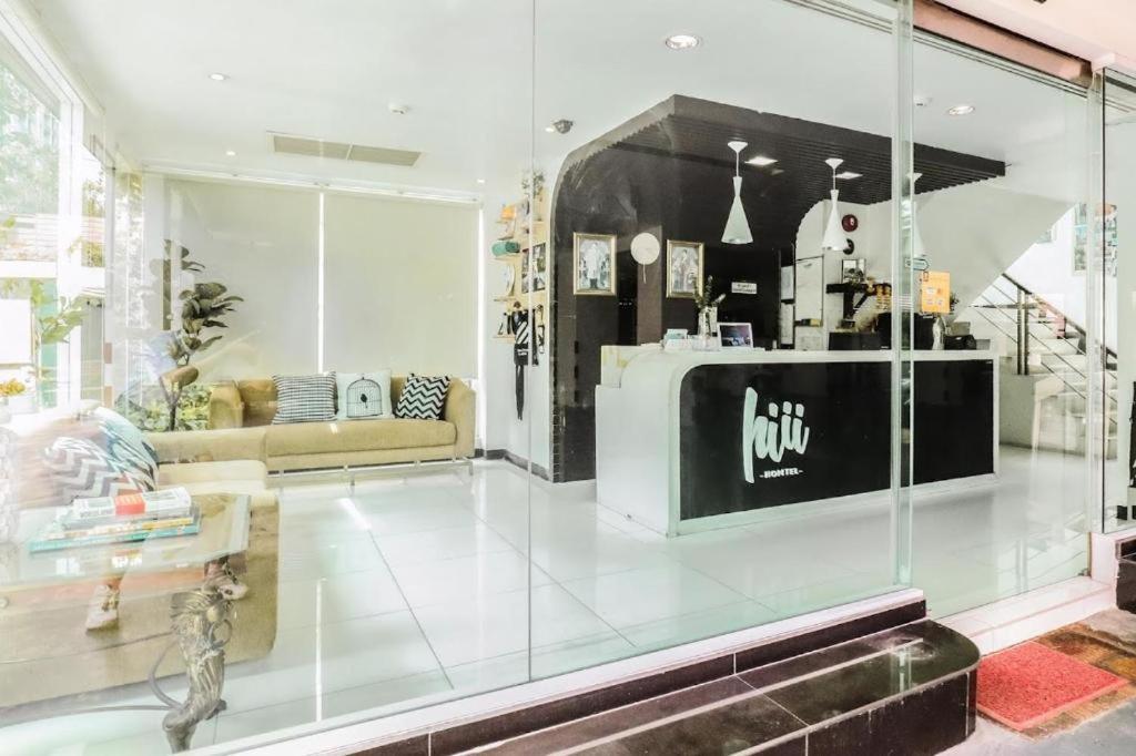Go Inn Thonglor Бангкок Экстерьер фото